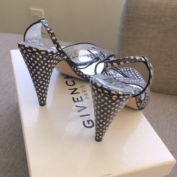 Givenchy strapping black and white sandal - Picture 3 of 7